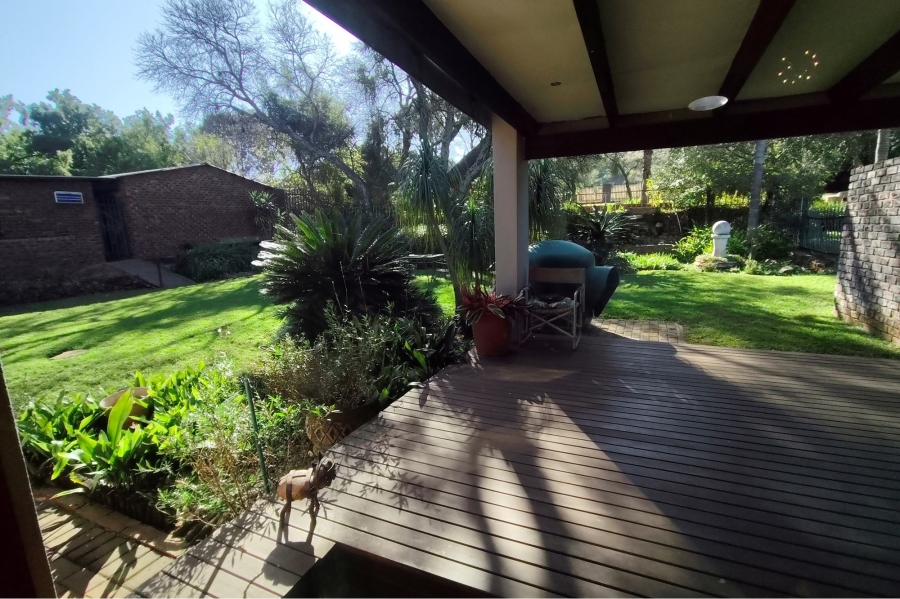 8 Bedroom Property for Sale in Broederstroom North West